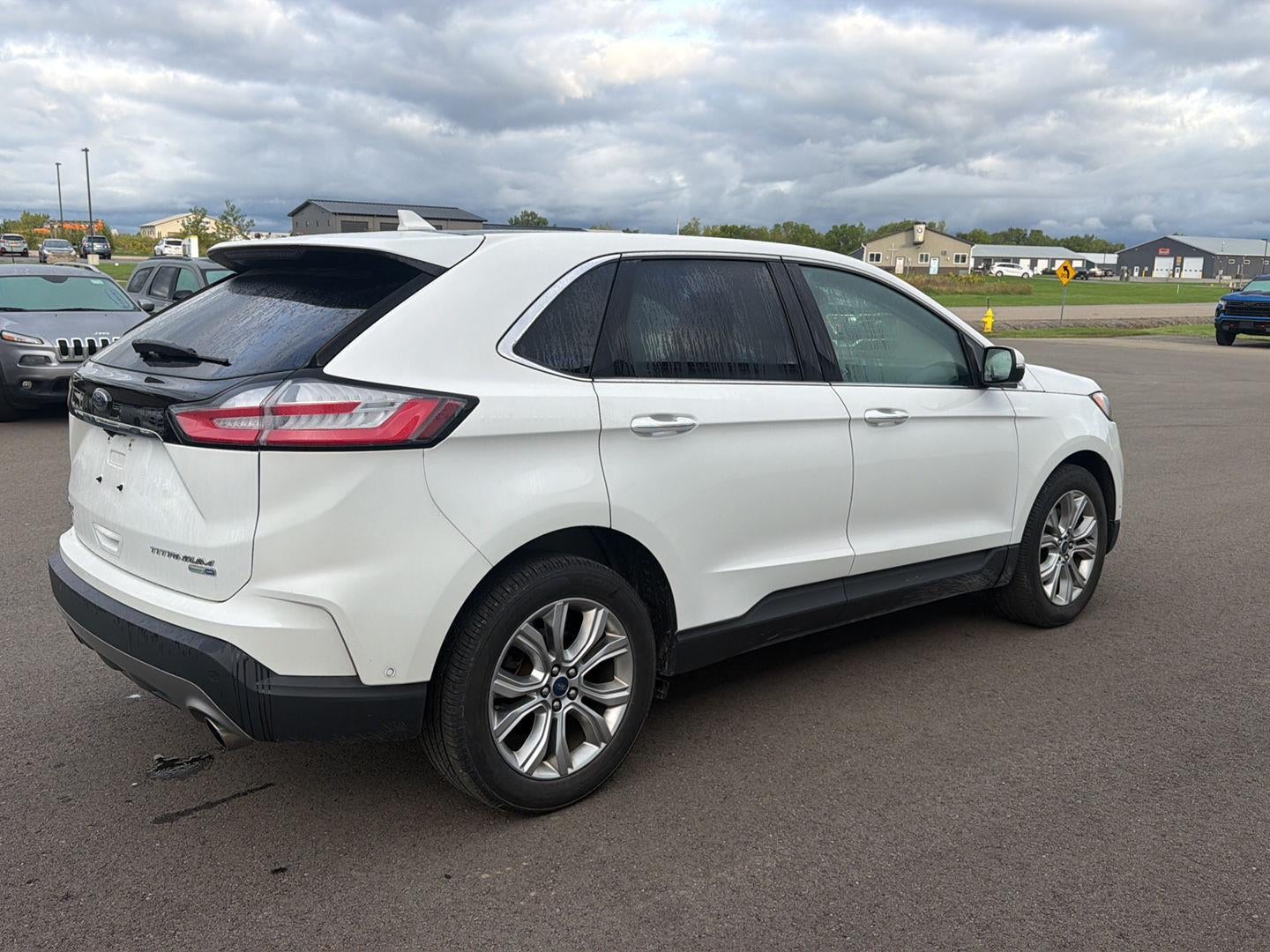 2020 Ford Edge Titanium