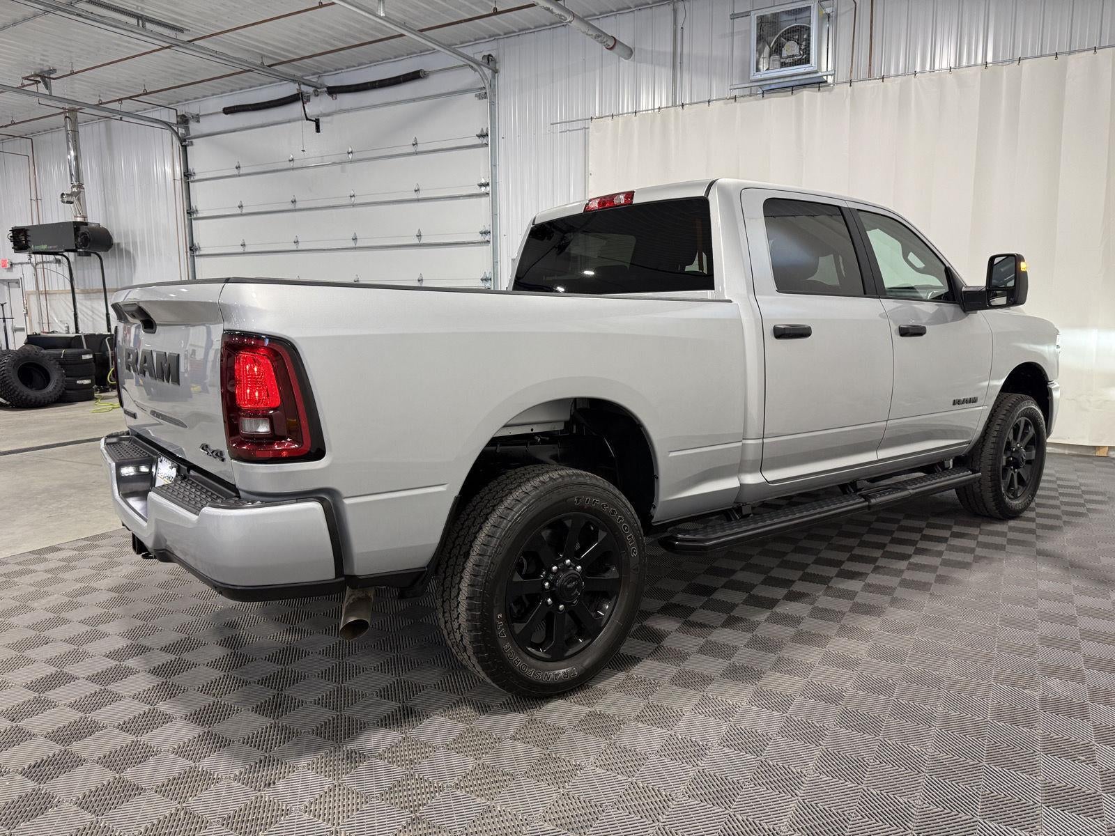 2026 RAM 2500 Big Horn Crew Cab 4x4 6'4' Box