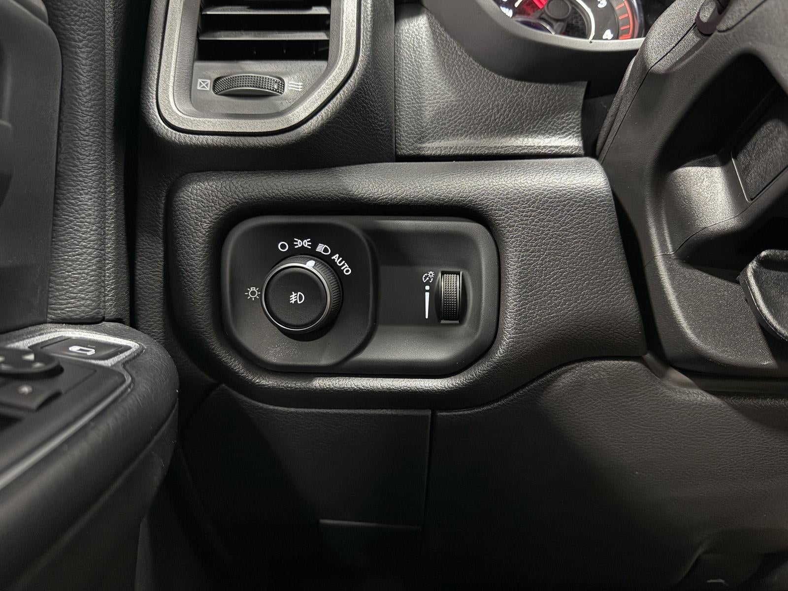 2024 RAM 5500 Chassis Tradesman/SLT