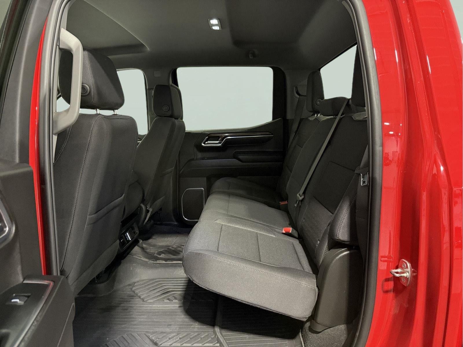 2024 Chevrolet Silverado 1500 4WD Crew Cab Short Bed LT with 2FL