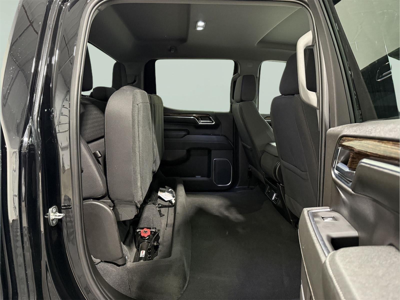 2024 GMC Sierra 1500 4WD Crew Cab Short Box Elevation with 3VL