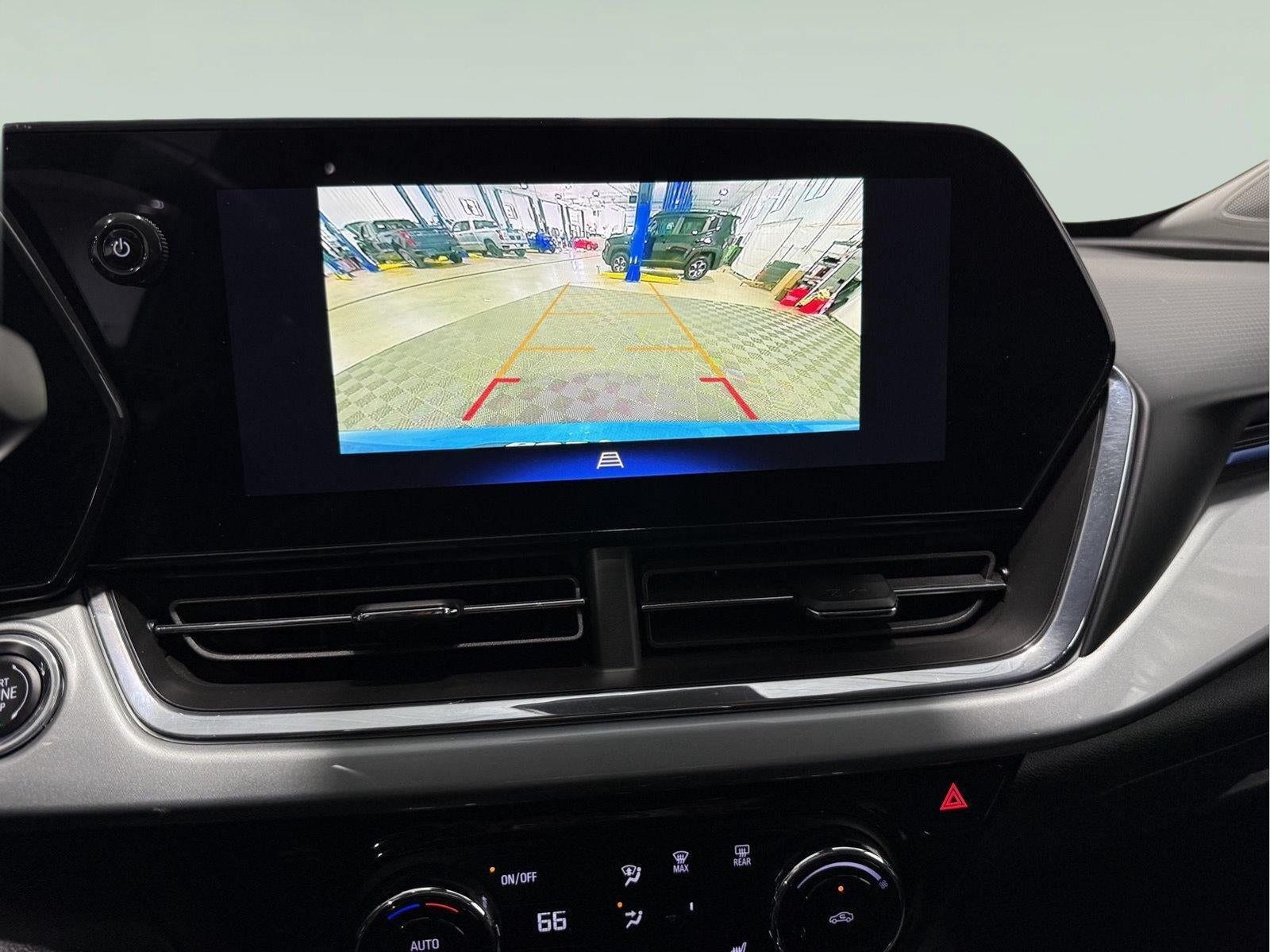 2025 Chevrolet Trax FWD LT