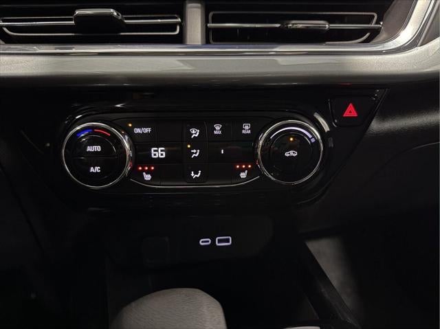 2025 Chevrolet Trax FWD LT
