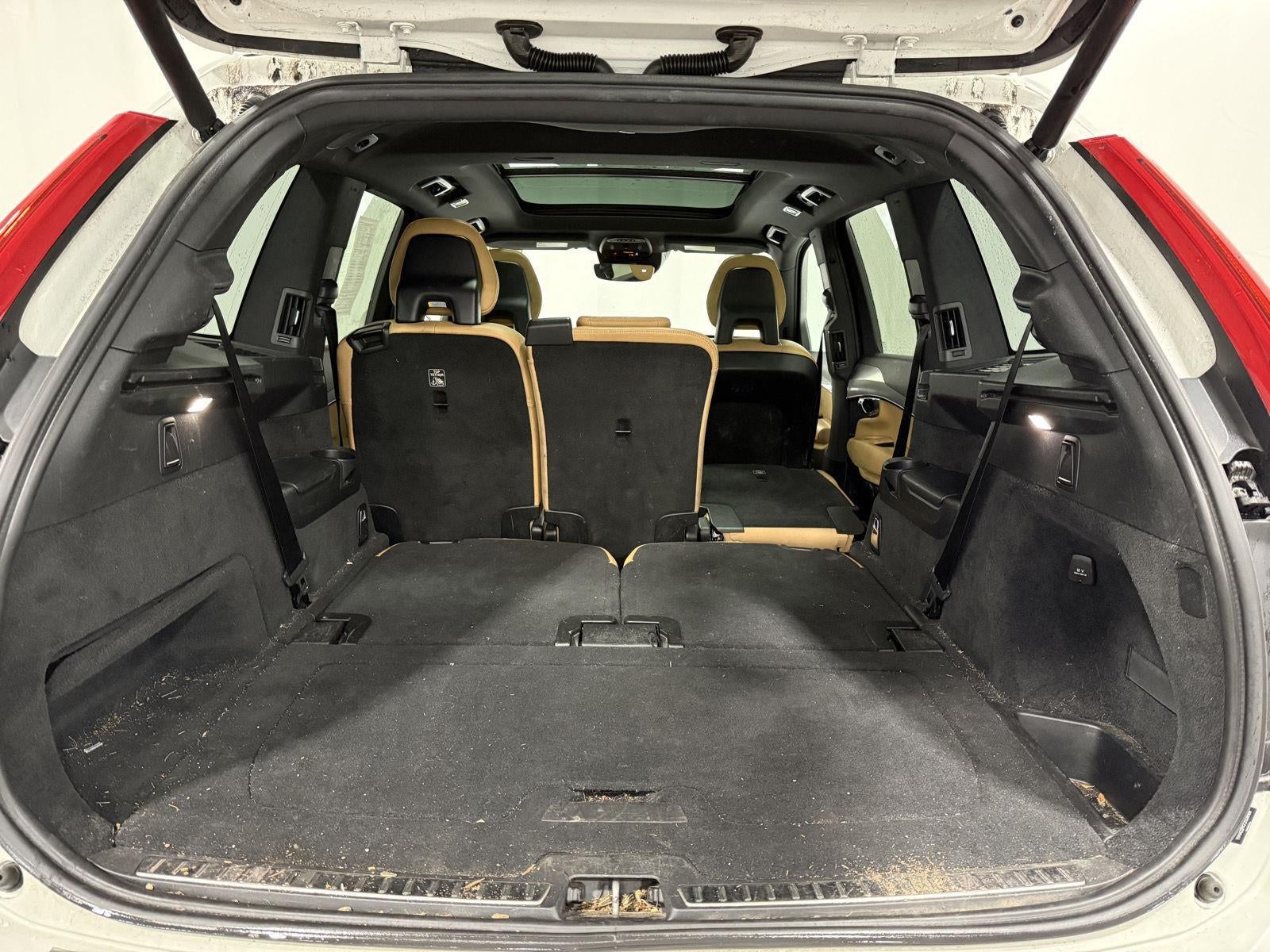 2018 Volvo XC90 T6 Momentum