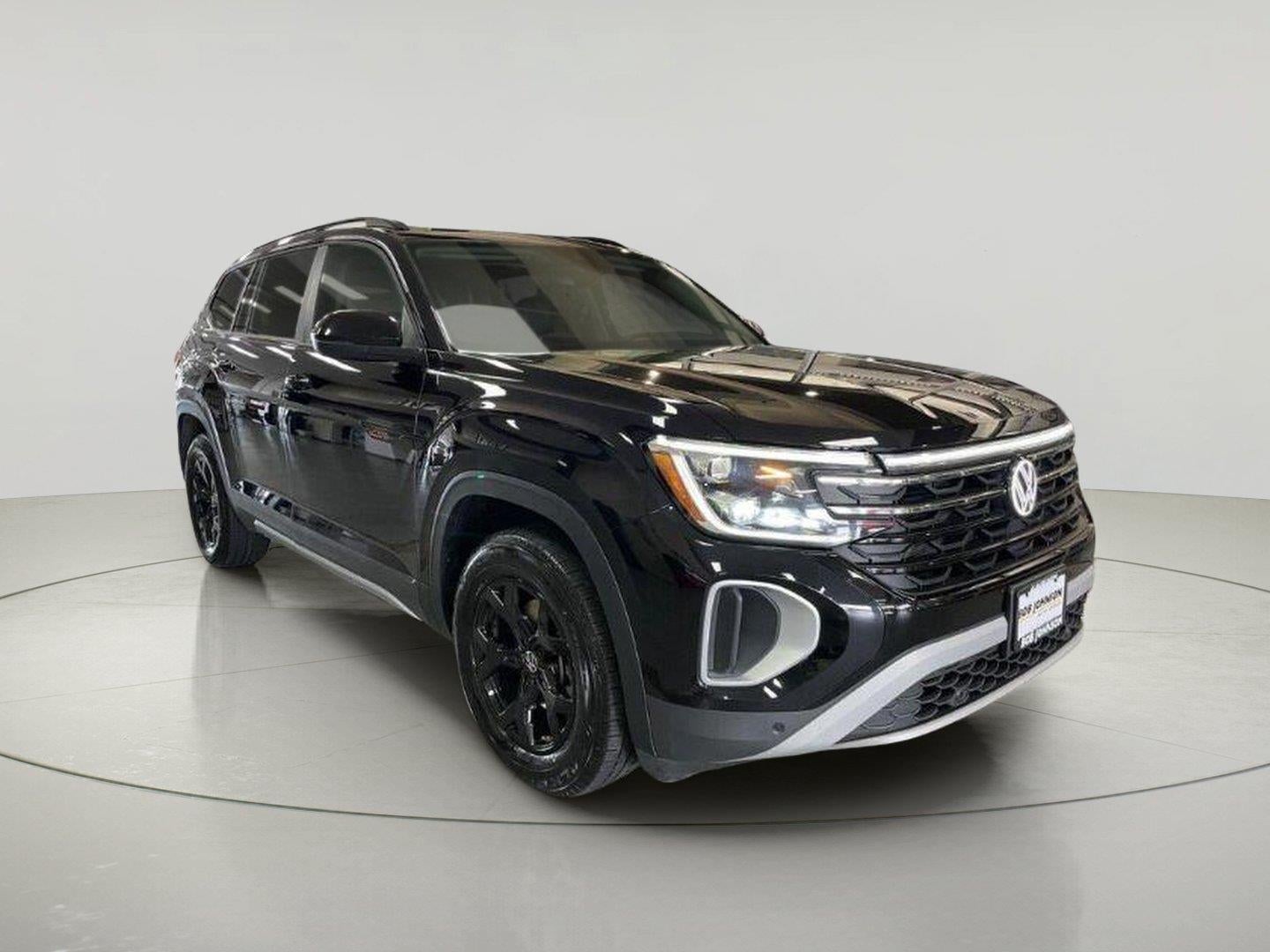 2024 Volkswagen Atlas 2.0T Peak Edition SE w/Technology