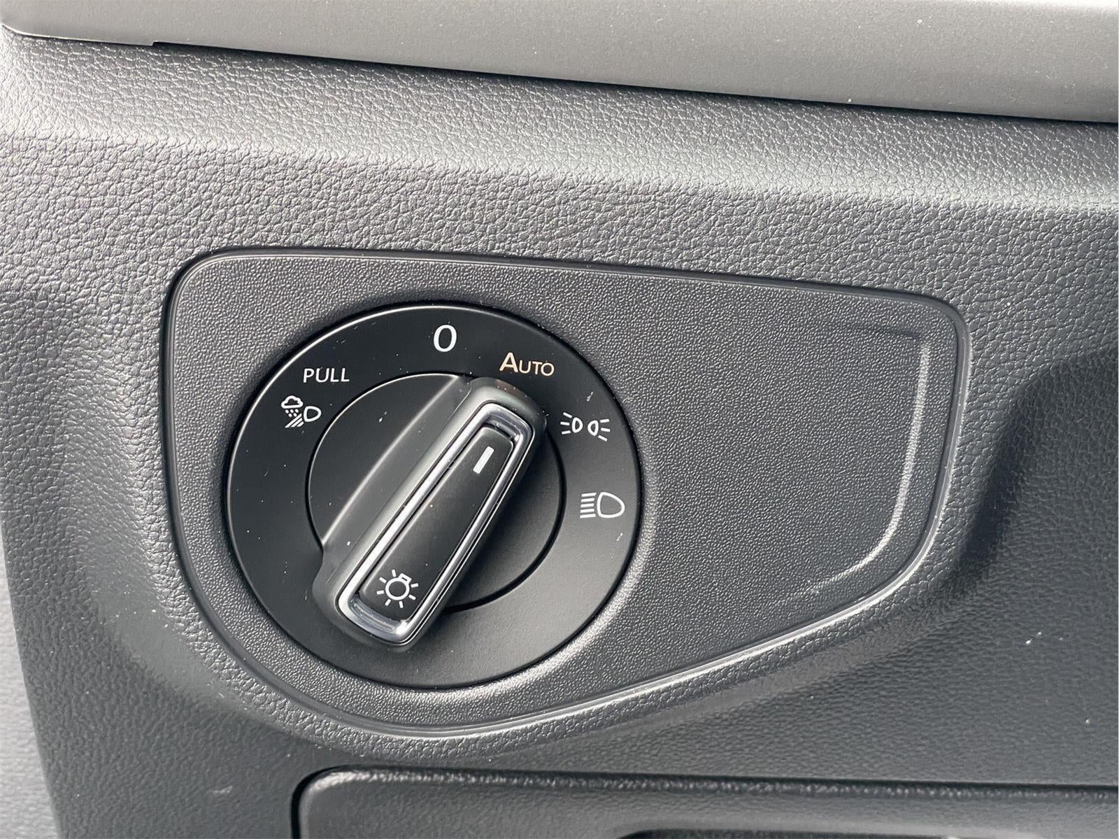 2023 Volkswagen Atlas 2.0T SE