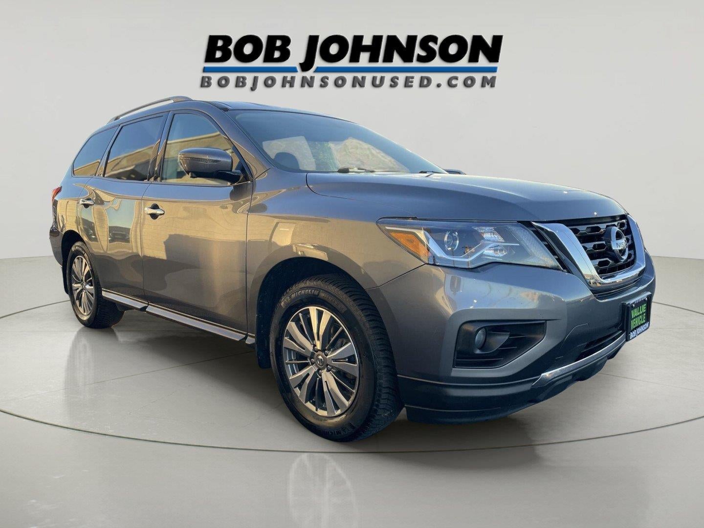 2020 Nissan Pathfinder SL