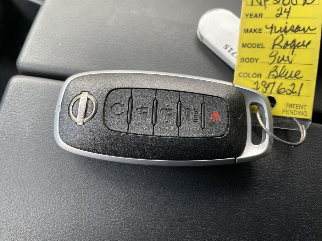 2024 Nissan Rogue SL