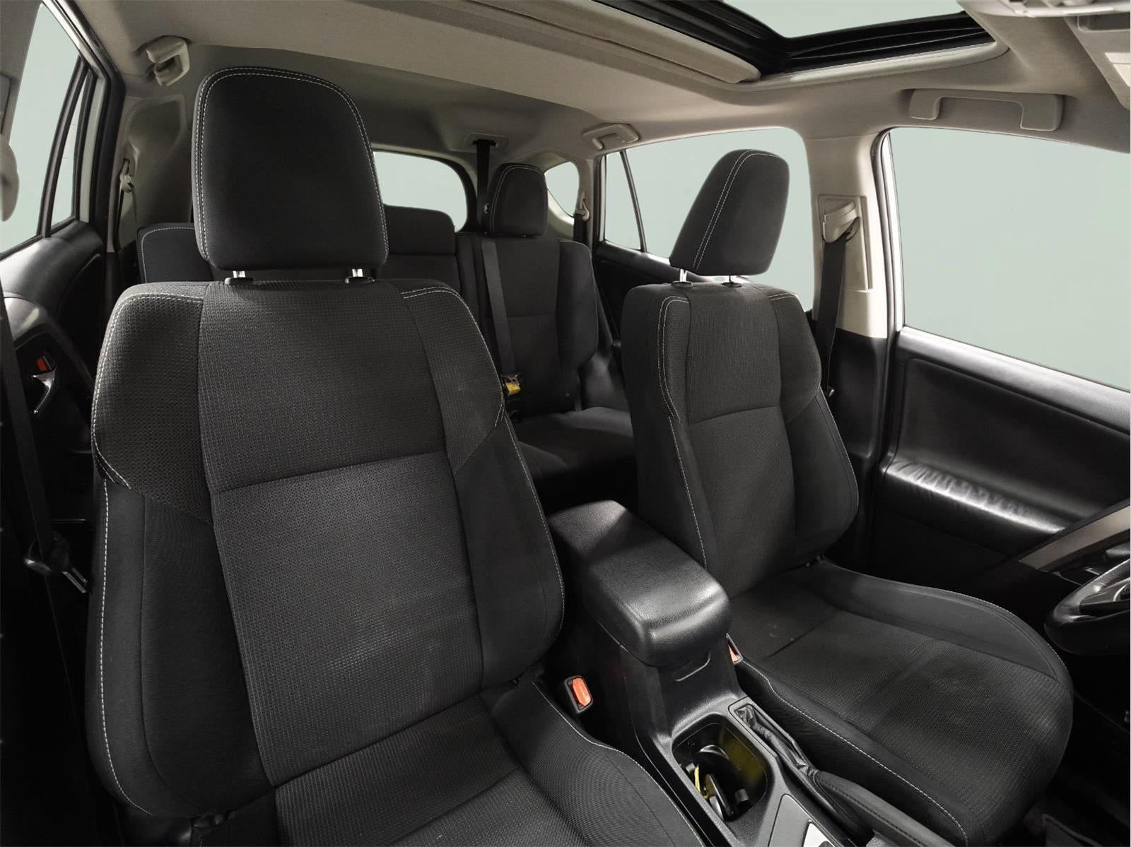 2017 Toyota RAV4 Hybrid XLE