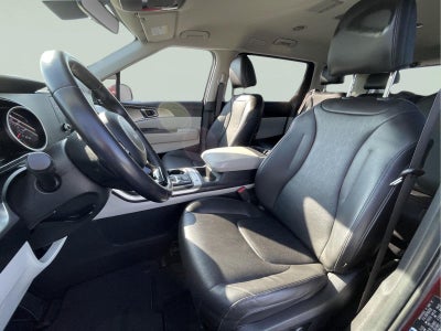 2023 Kia Carnival LX