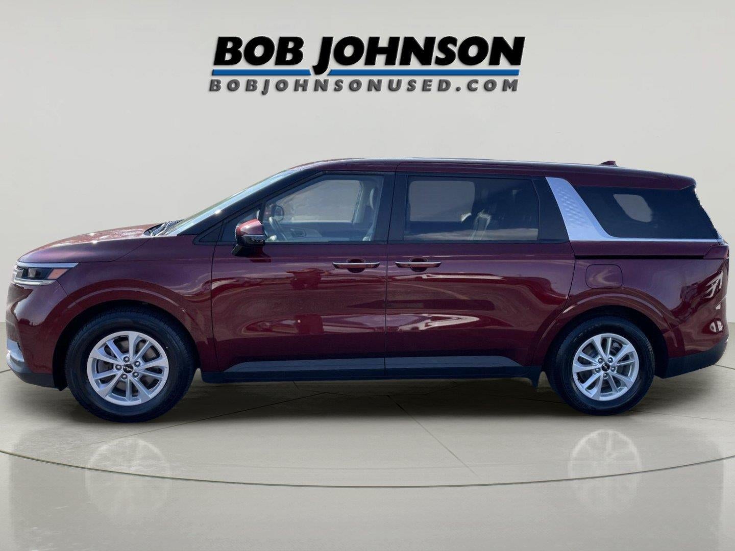 2023 Kia Carnival LX