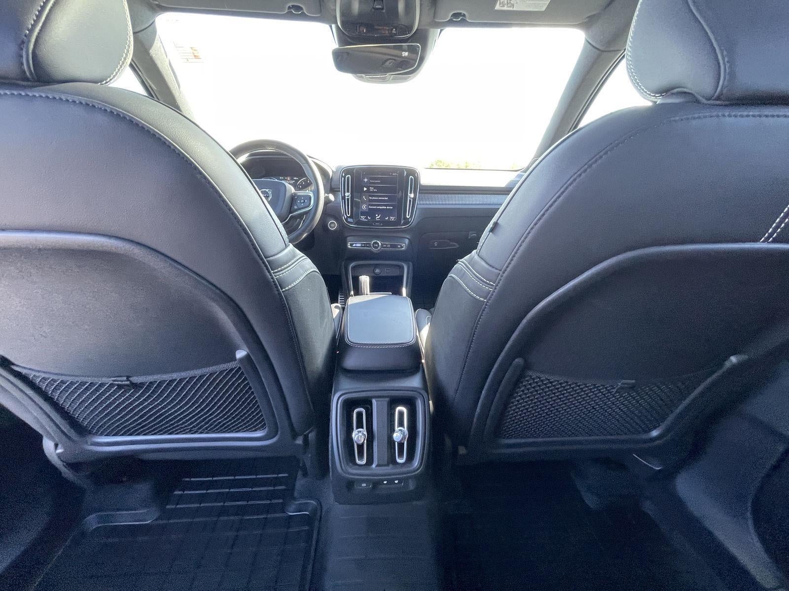 2021 Volvo XC40 R-Design